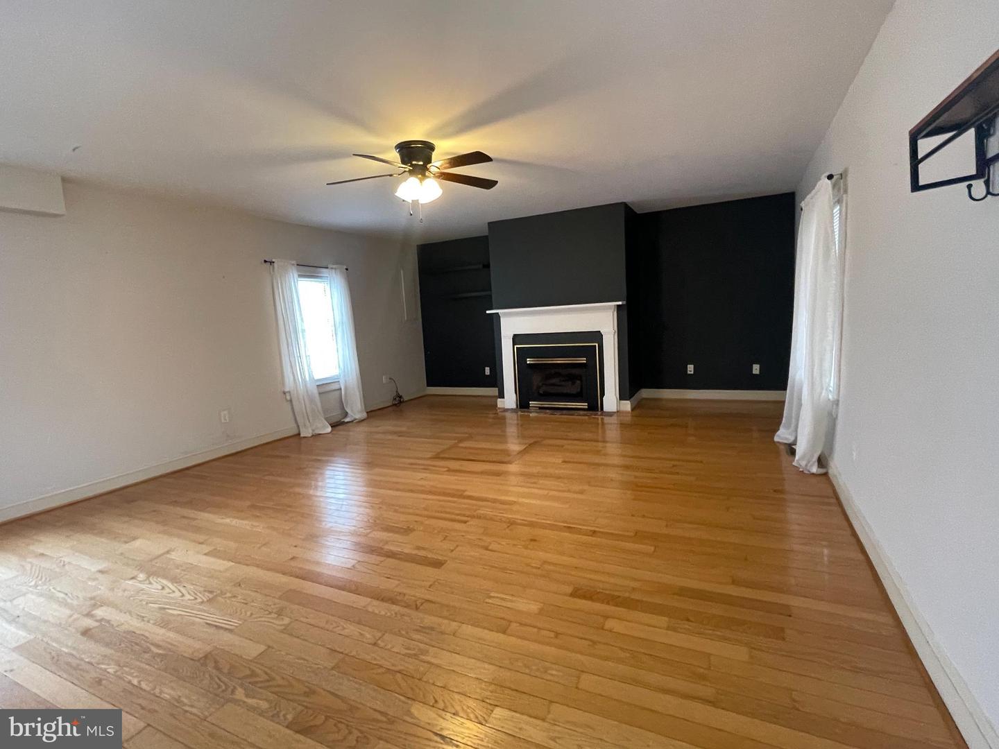 33 CROOKHORN RD, MONTROSS, Virginia 22520, 2 Bedrooms Bedrooms, 5 Rooms Rooms,1 BathroomBathrooms,Residential,For sale,33 CROOKHORN RD,VAWE2010568 MLS # VAWE2010568