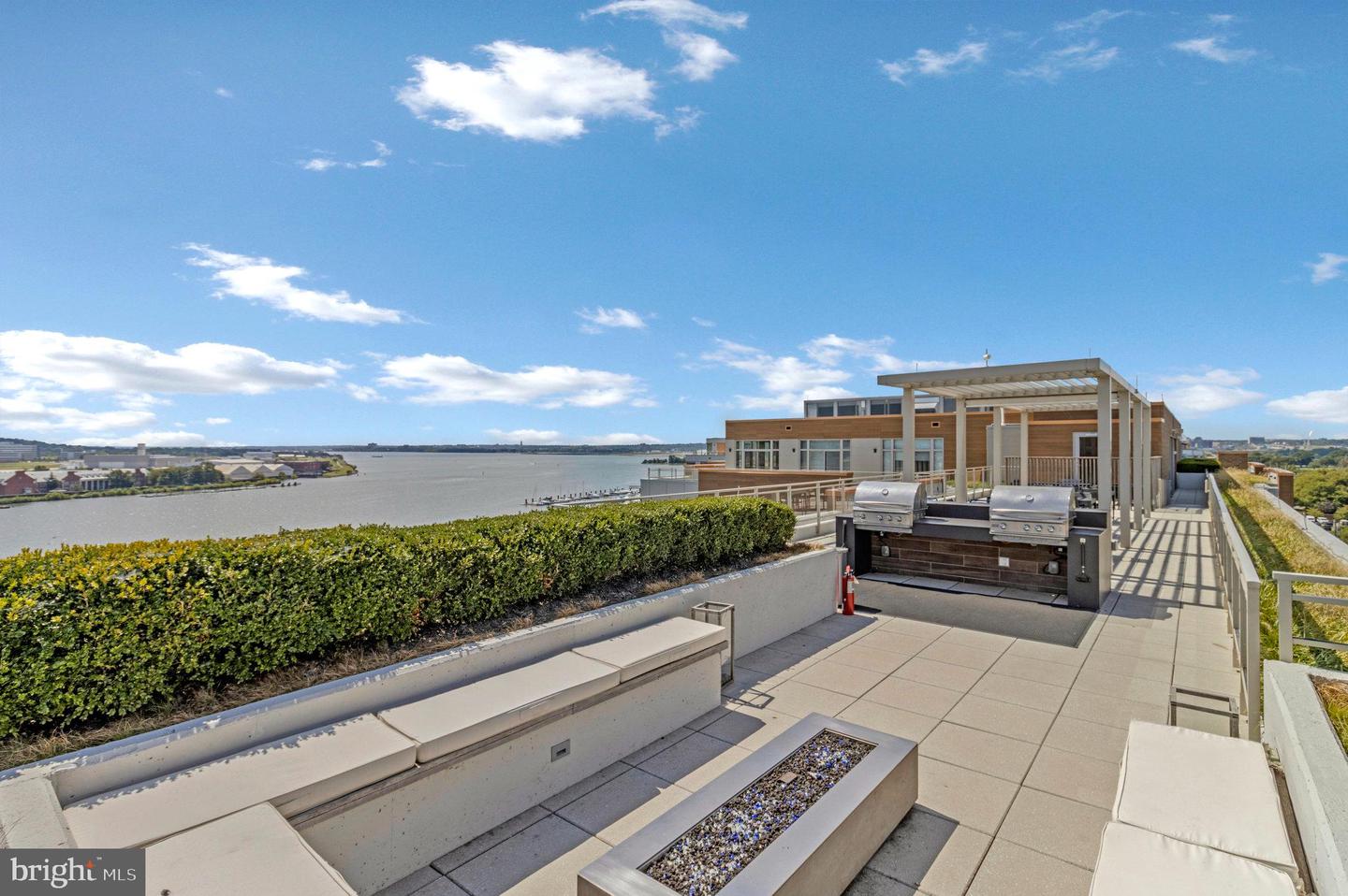 88 V ST SW #505, WASHINGTON, District Of Columbia 20024, 1 Bedroom Bedrooms, ,1 BathroomBathrooms,Residential,For sale,88 V ST SW #505,DCDC2221188 MLS # DCDC2221188