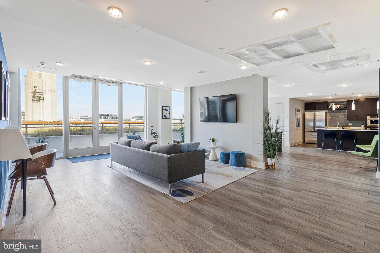 88 V ST SW #505, WASHINGTON, District Of Columbia 20024, 1 Bedroom Bedrooms, ,1 BathroomBathrooms,Residential,For sale,88 V ST SW #505,DCDC2221188 MLS # DCDC2221188