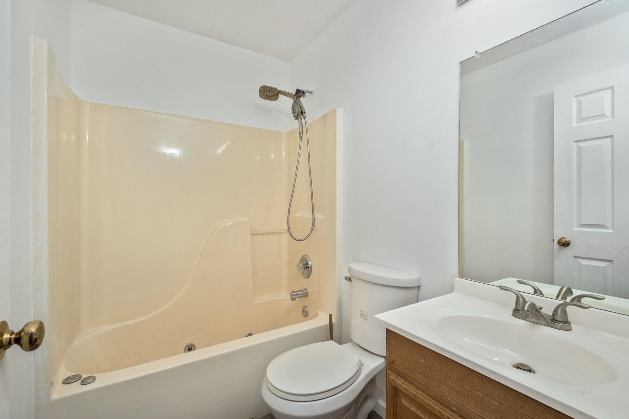 2386 BRECKENRIDGE CT, HARRISONBURG, Virginia 22801, 3 Bedrooms Bedrooms, ,1 BathroomBathrooms,Residential,2386 BRECKENRIDGE CT,672304 MLS # 672304