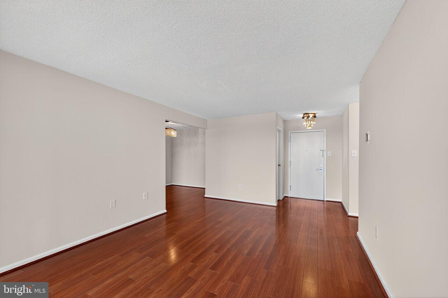 4500 S FOUR MILE RUN DR #314, ARLINGTON, Virginia 22204, 2 Bedrooms Bedrooms, 4 Rooms Rooms,2 BathroomsBathrooms,Residential,For sale,4500 S FOUR MILE RUN DR #314,VAAR2066028 MLS # VAAR2066028 4500 S FOUR MILE RUN DR #314, ARLINGTON, Virginia 22204, 2 Bedrooms Bedrooms, 4 Rooms Rooms,2 BathroomsBathrooms,Residential,For sale,4500 S FOUR MILE RUN DR #314,VAAR2066028 MLS # VAAR2066028