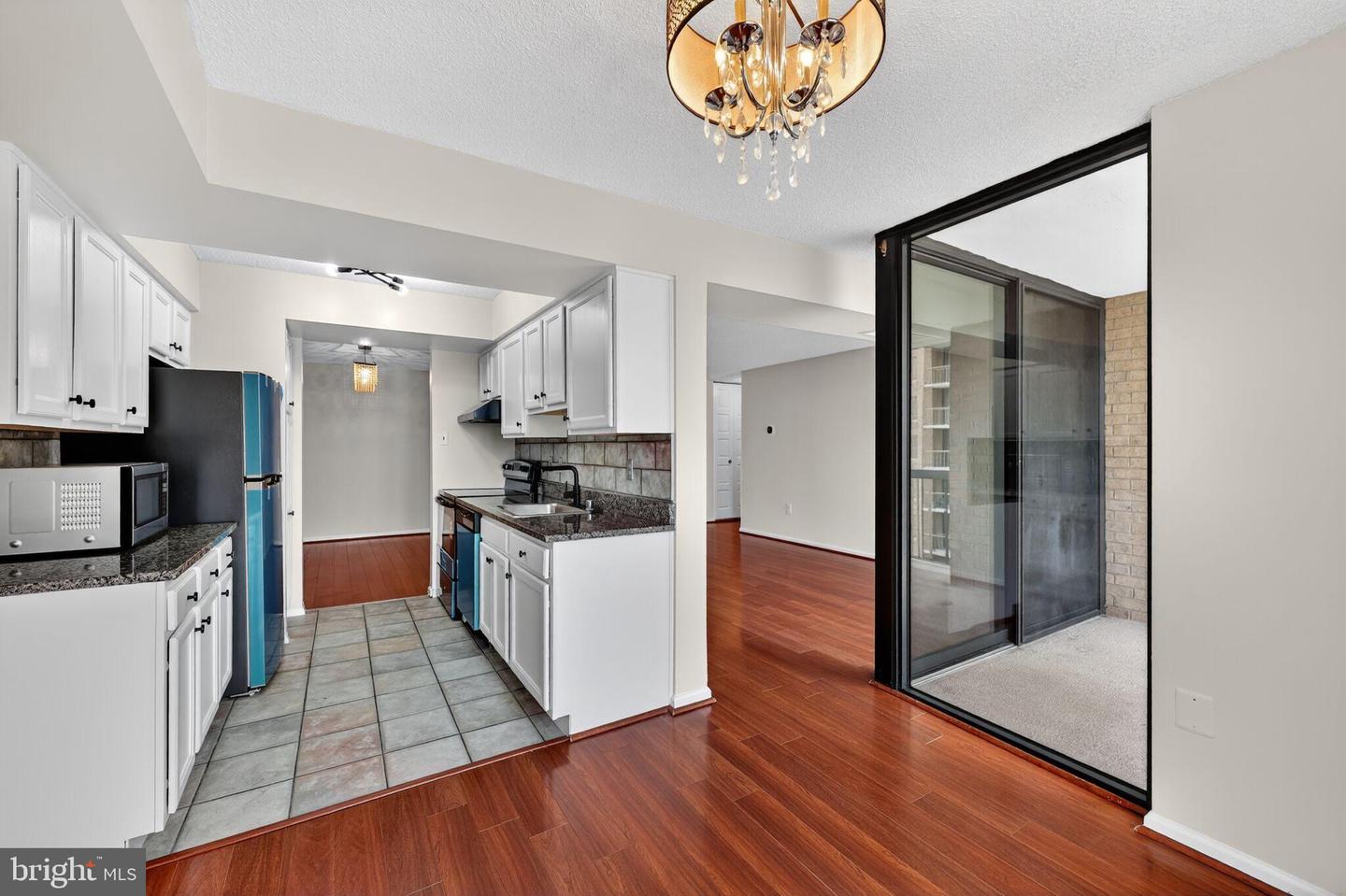 4500 S FOUR MILE RUN DR #314, ARLINGTON, Virginia 22204, 2 Bedrooms Bedrooms, 4 Rooms Rooms,2 BathroomsBathrooms,Residential,For sale,4500 S FOUR MILE RUN DR #314,VAAR2066028 MLS # VAAR2066028 4500 S FOUR MILE RUN DR #314, ARLINGTON, Virginia 22204, 2 Bedrooms Bedrooms, 4 Rooms Rooms,2 BathroomsBathrooms,Residential,For sale,4500 S FOUR MILE RUN DR #314,VAAR2066028 MLS # VAAR2066028