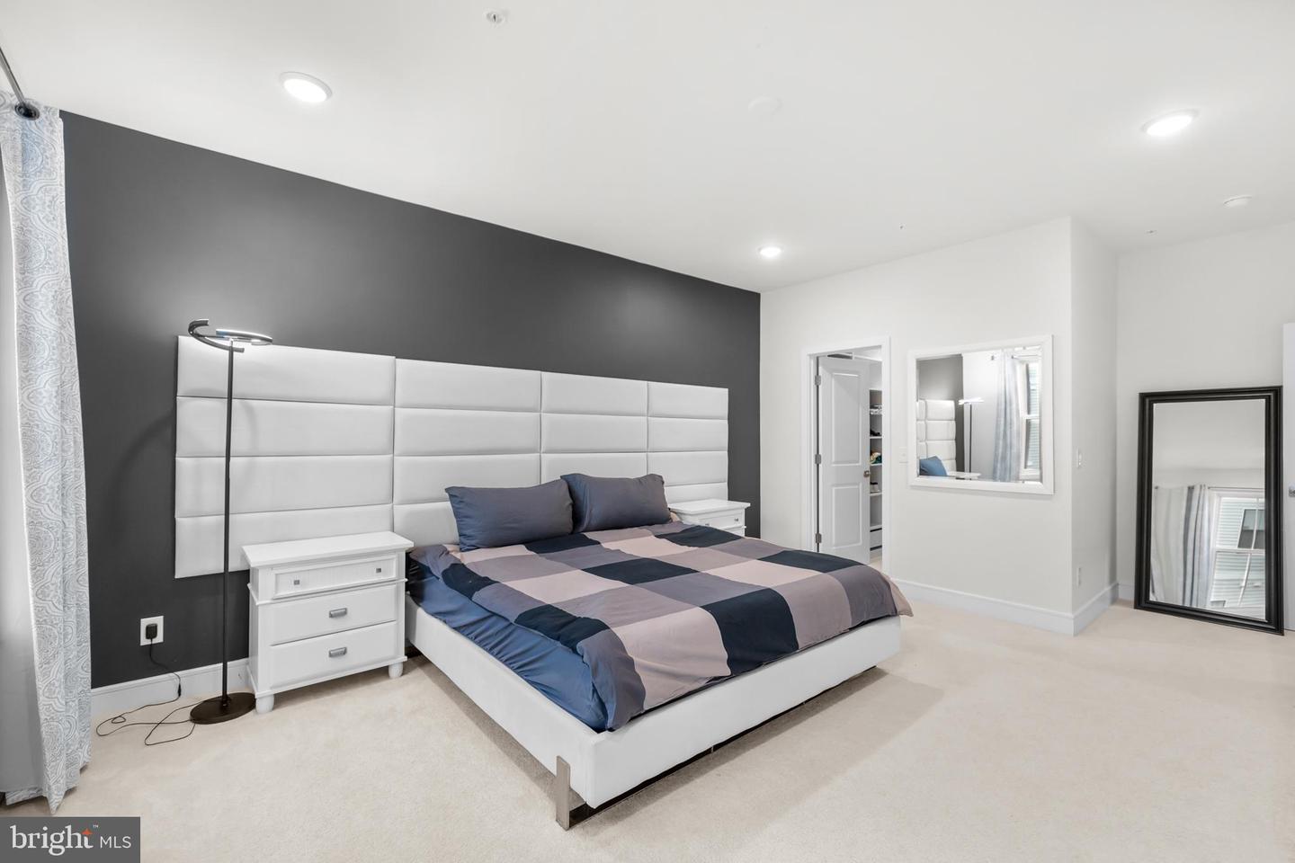 43255 FARRINGDON SQ, ASHBURN, Virginia 20148, 3 Bedrooms Bedrooms, ,2 BathroomsBathrooms,Residential,For sale,43255 FARRINGDON SQ,VALO2112390 MLS # VALO2112390