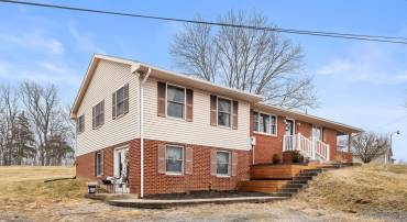 3360 SENEDO RD, QUICKSBURG, Virginia 22847, 4 Bedrooms Bedrooms, ,3 BathroomsBathrooms,Residential,3360 SENEDO RD,673761 MLS # 673761