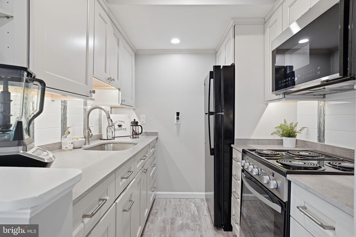 6057 RIVER DR, LORTON, Virginia 22079, 4 Bedrooms Bedrooms, 16 Rooms Rooms,5 BathroomsBathrooms,Residential,For sale,6057 RIVER DR,VAFX2287758 MLS # VAFX2287758 6057 RIVER DR, LORTON, Virginia 22079, 4 Bedrooms Bedrooms, 16 Rooms Rooms,5 BathroomsBathrooms,Residential,For sale,6057 RIVER DR,VAFX2287758 MLS # VAFX2287758