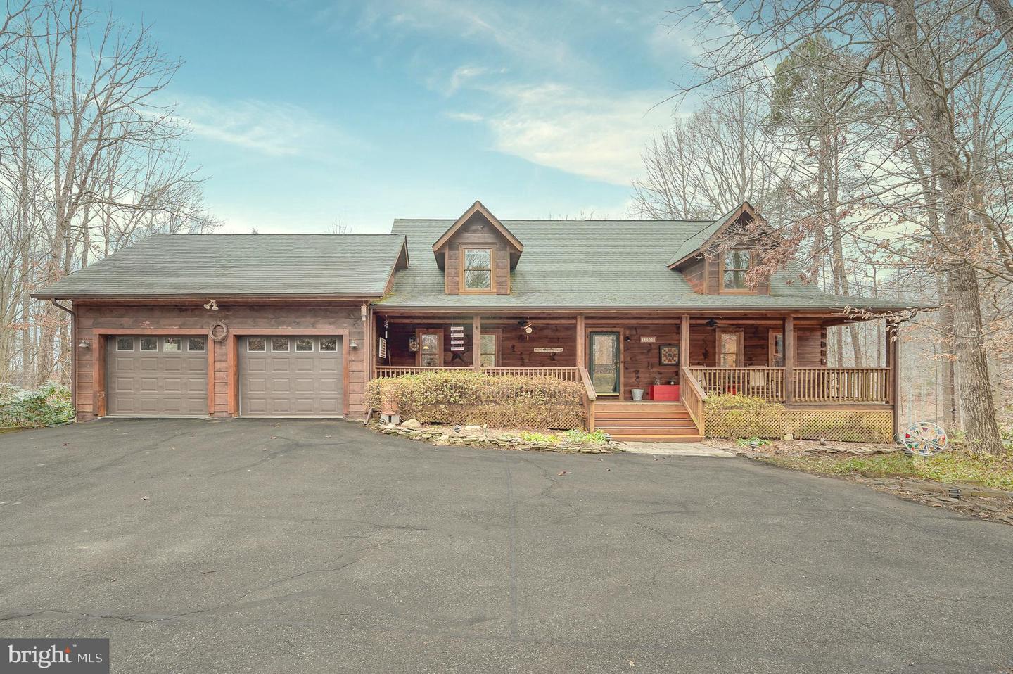 13101 BLACK WALNUT LN, SPOTSYLVANIA, Virginia 22551, 5 Bedrooms Bedrooms, ,3 BathroomsBathrooms,Residential,For sale,13101 BLACK WALNUT LN,VASP2038992 MLS # VASP2038992 13101 BLACK WALNUT LN, SPOTSYLVANIA, Virginia 22551, 5 Bedrooms Bedrooms, ,3 BathroomsBathrooms,Residential,For sale,13101 BLACK WALNUT LN,VASP2038992 MLS # VASP2038992