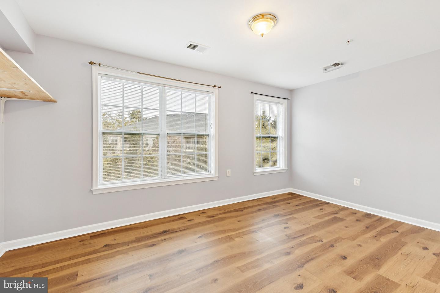 11328 WESTBROOK MILL LN #304, FAIRFAX, Virginia 22030, 4 Bedrooms Bedrooms, ,2 BathroomsBathrooms,Residential,For sale,11328 WESTBROOK MILL LN #304,VAFX2289266 MLS # VAFX2289266