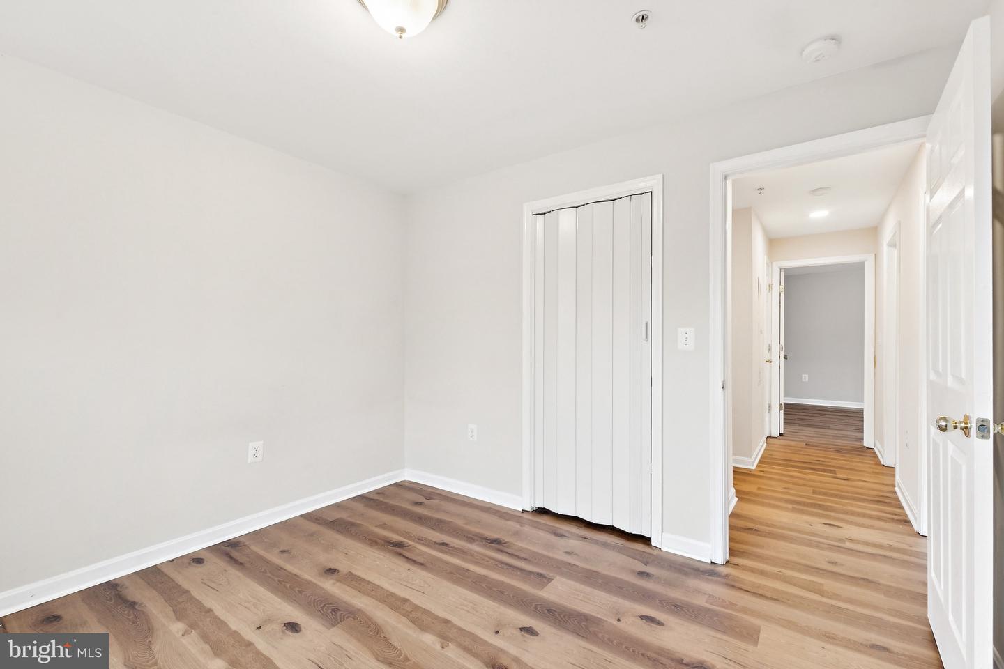 11328 WESTBROOK MILL LN #304, FAIRFAX, Virginia 22030, 4 Bedrooms Bedrooms, ,2 BathroomsBathrooms,Residential,For sale,11328 WESTBROOK MILL LN #304,VAFX2289266 MLS # VAFX2289266