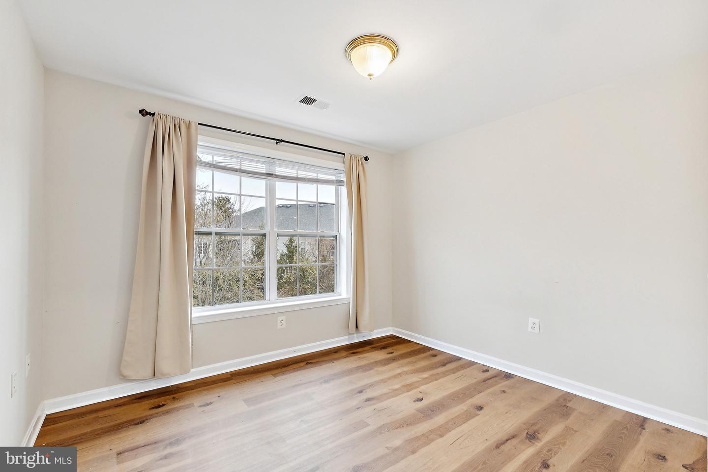 11328 WESTBROOK MILL LN #304, FAIRFAX, Virginia 22030, 4 Bedrooms Bedrooms, ,2 BathroomsBathrooms,Residential,For sale,11328 WESTBROOK MILL LN #304,VAFX2289266 MLS # VAFX2289266