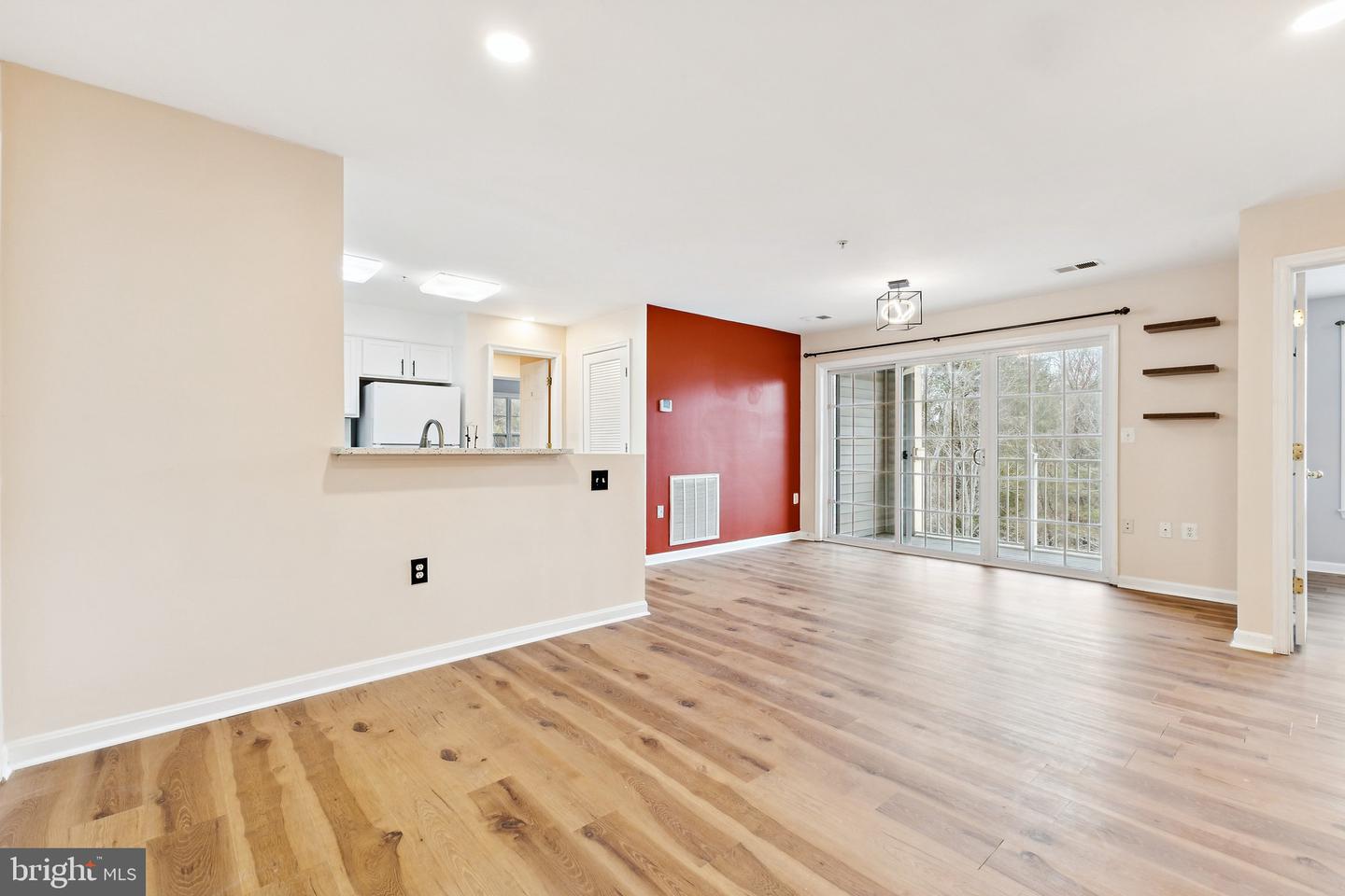 11328 WESTBROOK MILL LN #304, FAIRFAX, Virginia 22030, 4 Bedrooms Bedrooms, ,2 BathroomsBathrooms,Residential,For sale,11328 WESTBROOK MILL LN #304,VAFX2289266 MLS # VAFX2289266