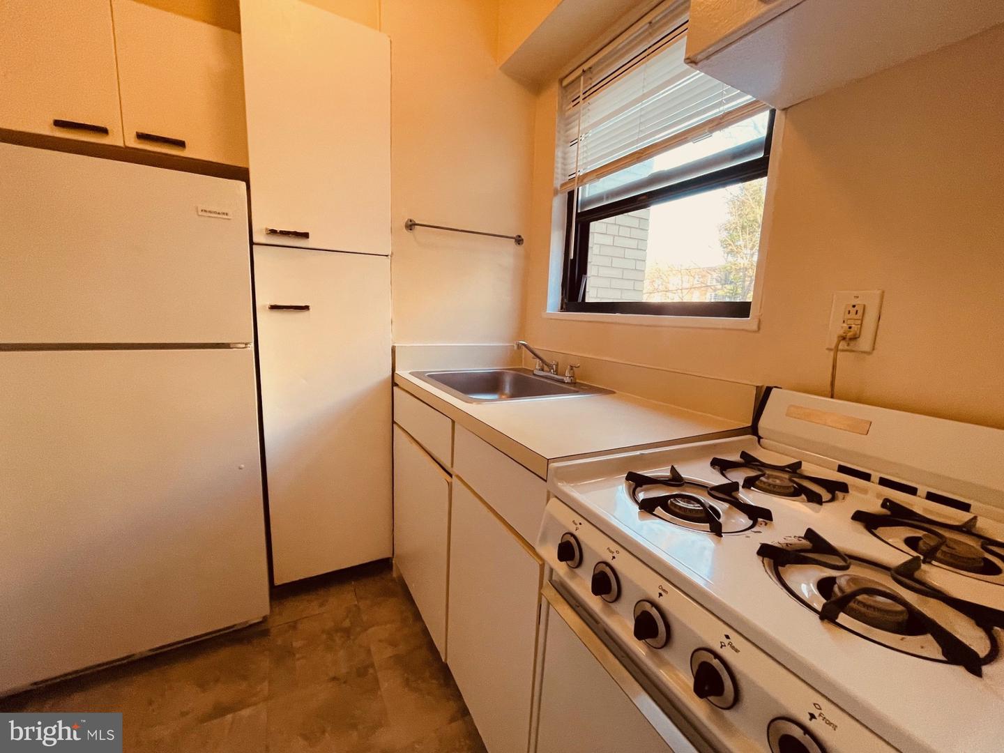 1801 CLYDESDALE PL NW #316, WASHINGTON, District Of Columbia 20009, ,1 BathroomBathrooms,Residential,For sale,1801 CLYDESDALE PL NW #316,DCDC2245438 MLS # DCDC2245438