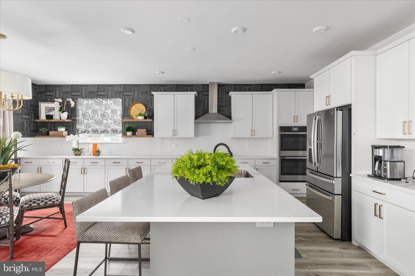 174 WILLIAMSON RD, WINCHESTER, Virginia 22602, 5 Bedrooms Bedrooms, ,3 BathroomsBathrooms,Residential,For sale,174 WILLIAMSON RD,VAFV2039490 MLS # VAFV2039490