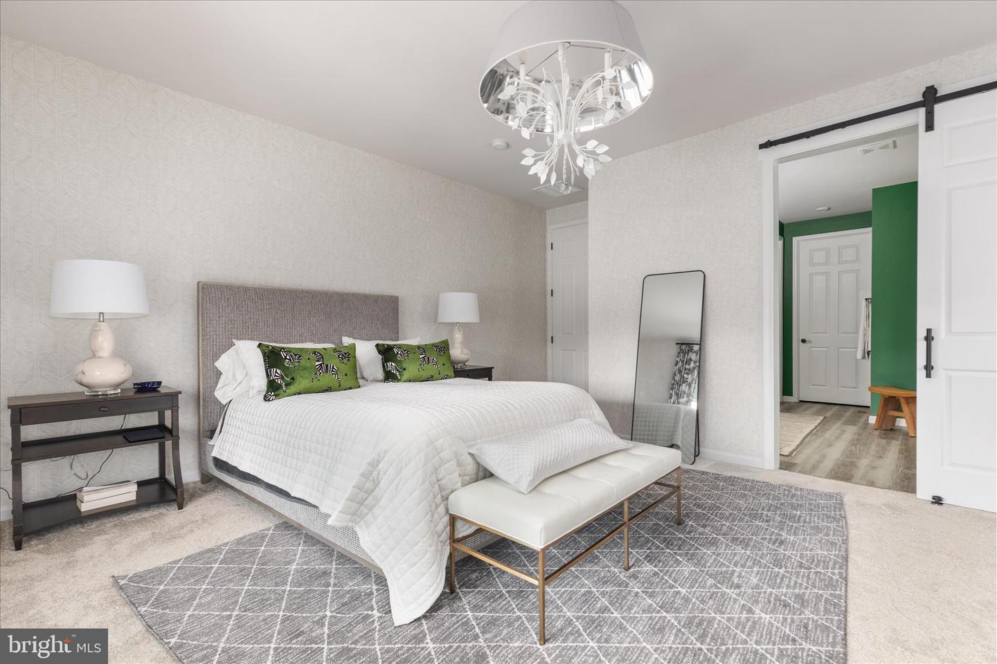 174 WILLIAMSON RD, WINCHESTER, Virginia 22602, 5 Bedrooms Bedrooms, ,3 BathroomsBathrooms,Residential,For sale,174 WILLIAMSON RD,VAFV2039490 MLS # VAFV2039490