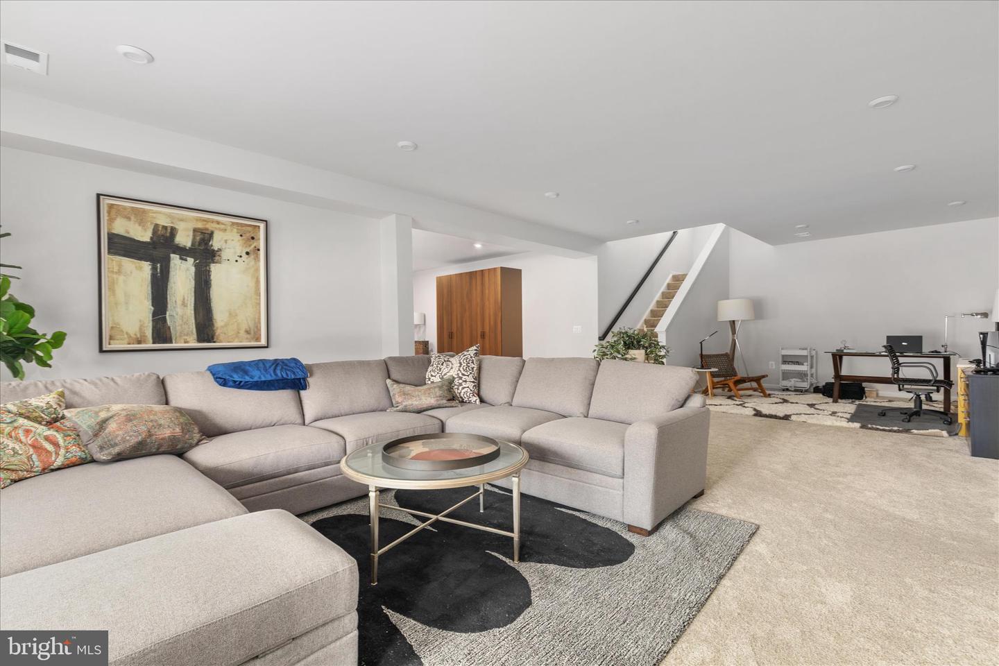 174 WILLIAMSON RD, WINCHESTER, Virginia 22602, 5 Bedrooms Bedrooms, ,3 BathroomsBathrooms,Residential,For sale,174 WILLIAMSON RD,VAFV2039490 MLS # VAFV2039490