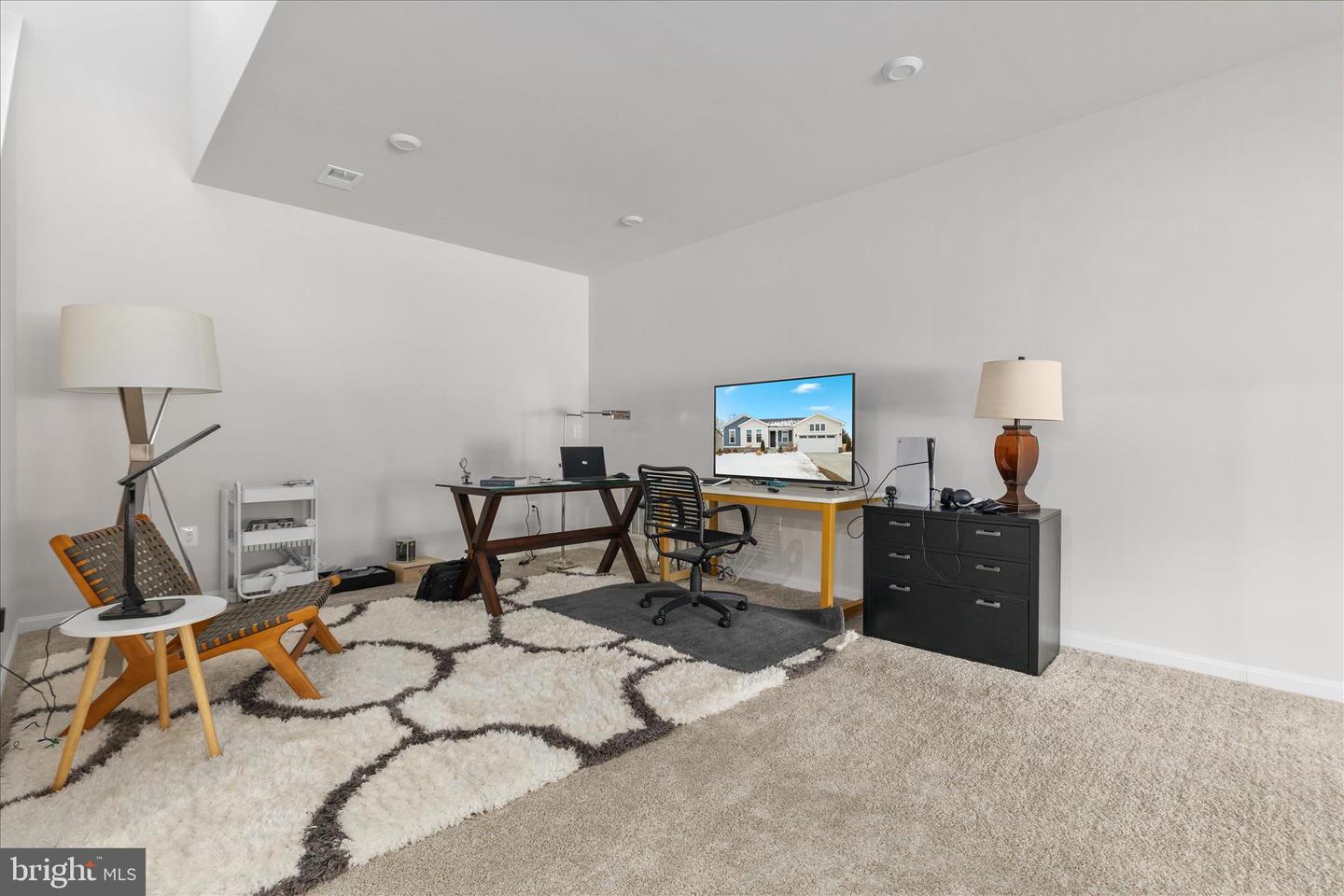 174 WILLIAMSON RD, WINCHESTER, Virginia 22602, 5 Bedrooms Bedrooms, ,3 BathroomsBathrooms,Residential,For sale,174 WILLIAMSON RD,VAFV2039490 MLS # VAFV2039490