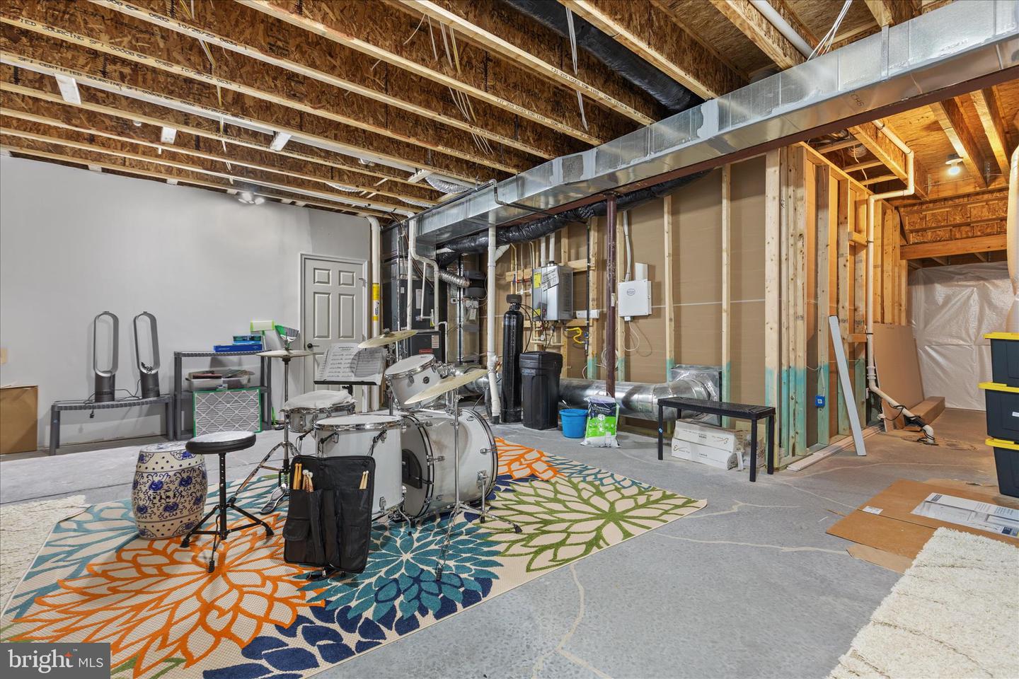 174 WILLIAMSON RD, WINCHESTER, Virginia 22602, 5 Bedrooms Bedrooms, ,3 BathroomsBathrooms,Residential,For sale,174 WILLIAMSON RD,VAFV2039490 MLS # VAFV2039490