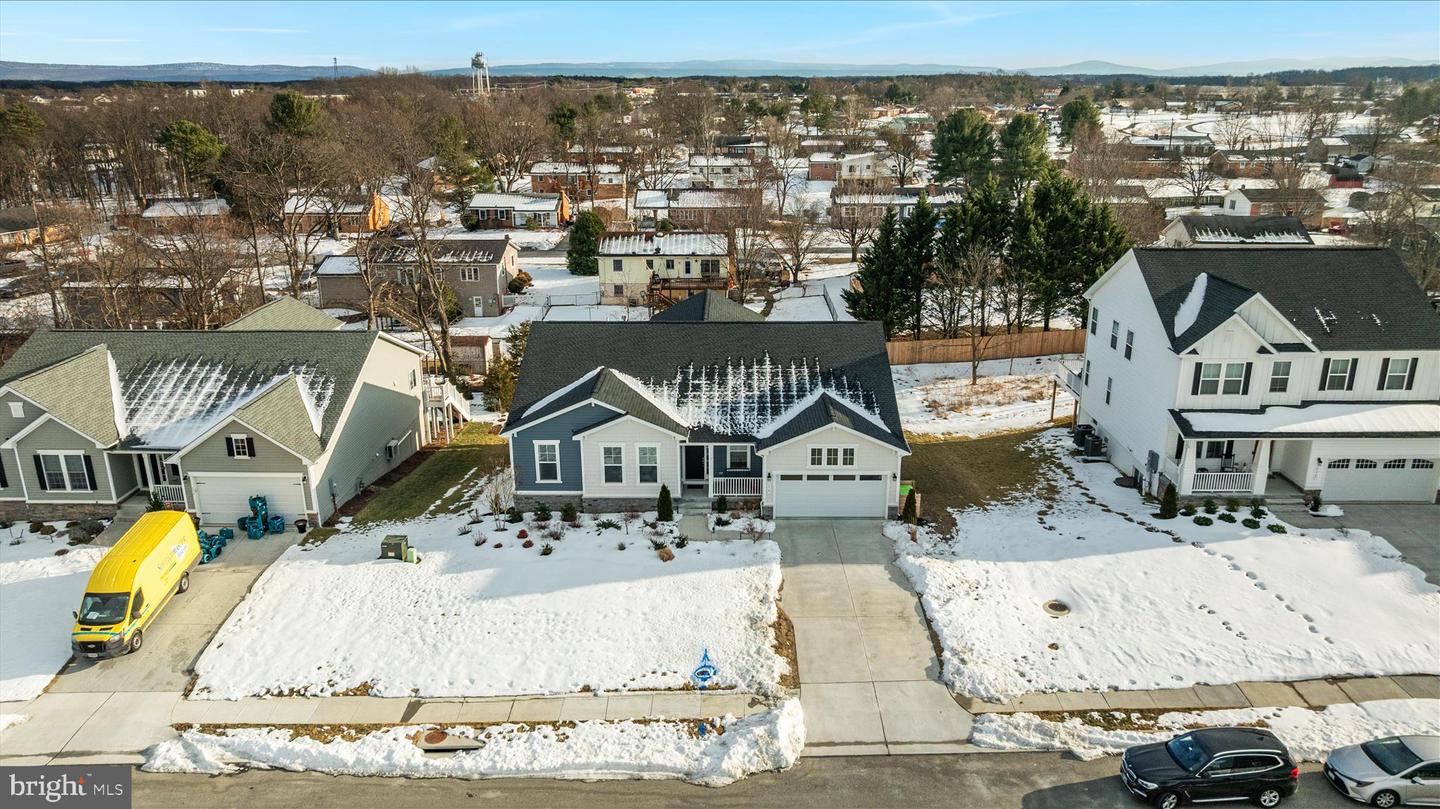 174 WILLIAMSON RD, WINCHESTER, Virginia 22602, 5 Bedrooms Bedrooms, ,3 BathroomsBathrooms,Residential,For sale,174 WILLIAMSON RD,VAFV2039490 MLS # VAFV2039490