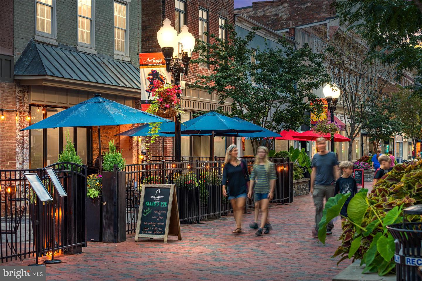 174 WILLIAMSON RD, WINCHESTER, Virginia 22602, 5 Bedrooms Bedrooms, ,3 BathroomsBathrooms,Residential,For sale,174 WILLIAMSON RD,VAFV2039490 MLS # VAFV2039490