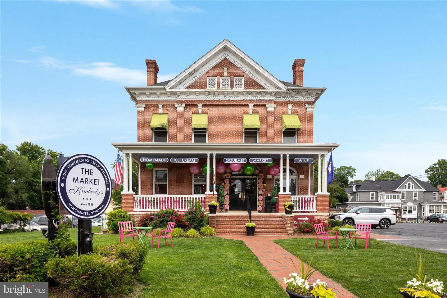 174 WILLIAMSON RD, WINCHESTER, Virginia 22602, 5 Bedrooms Bedrooms, ,3 BathroomsBathrooms,Residential,For sale,174 WILLIAMSON RD,VAFV2039490 MLS # VAFV2039490 174 WILLIAMSON RD, WINCHESTER, Virginia 22602, 5 Bedrooms Bedrooms, ,3 BathroomsBathrooms,Residential,For sale,174 WILLIAMSON RD,VAFV2039490 MLS # VAFV2039490