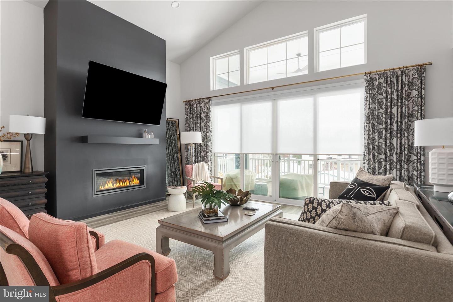 174 WILLIAMSON RD, WINCHESTER, Virginia 22602, 5 Bedrooms Bedrooms, ,3 BathroomsBathrooms,Residential,For sale,174 WILLIAMSON RD,VAFV2039490 MLS # VAFV2039490