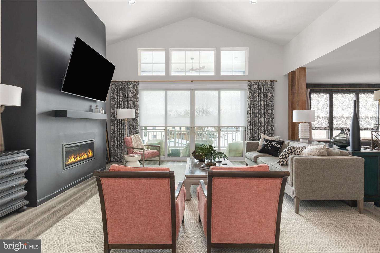 174 WILLIAMSON RD, WINCHESTER, Virginia 22602, 5 Bedrooms Bedrooms, ,3 BathroomsBathrooms,Residential,For sale,174 WILLIAMSON RD,VAFV2039490 MLS # VAFV2039490