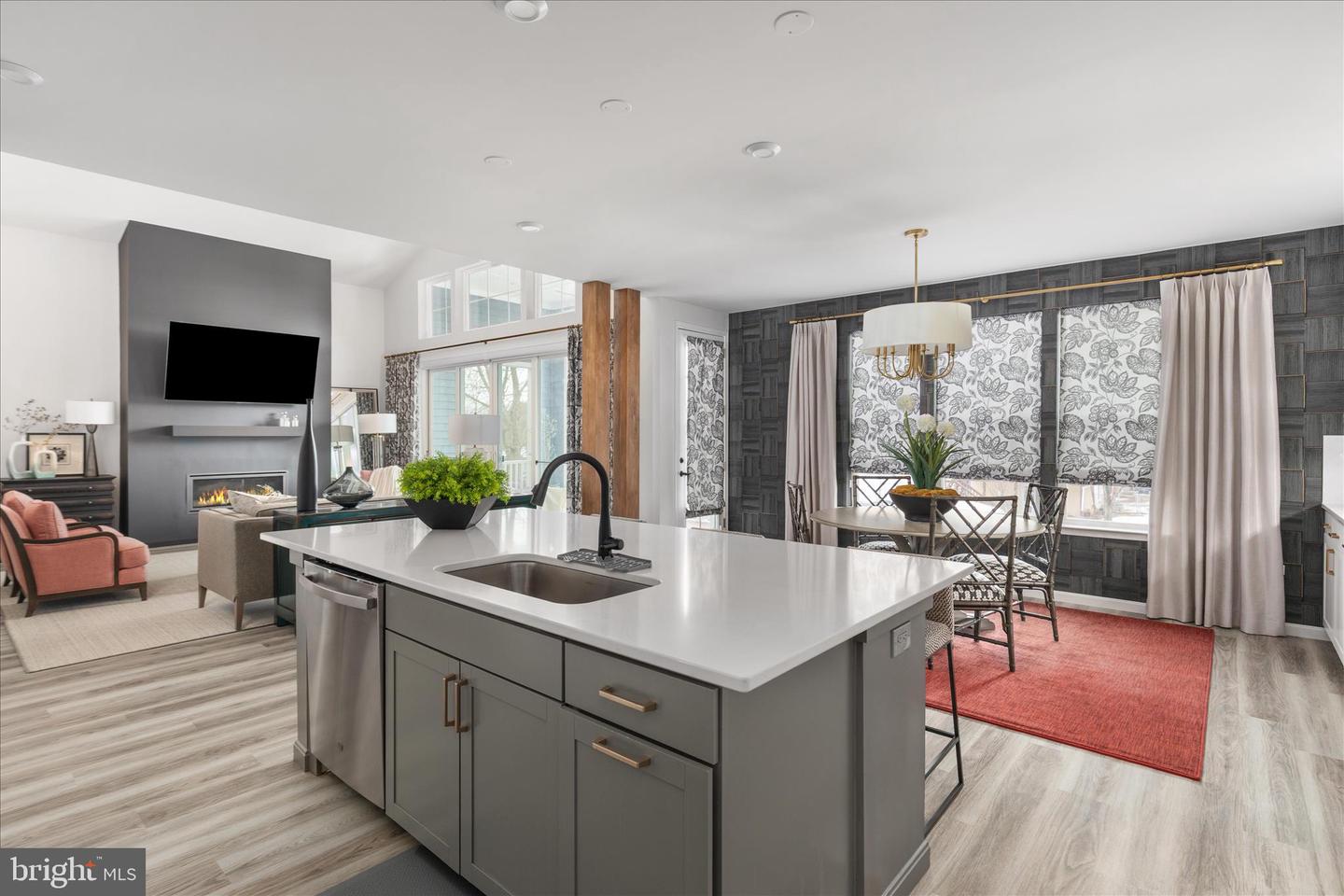 174 WILLIAMSON RD, WINCHESTER, Virginia 22602, 5 Bedrooms Bedrooms, ,3 BathroomsBathrooms,Residential,For sale,174 WILLIAMSON RD,VAFV2039490 MLS # VAFV2039490