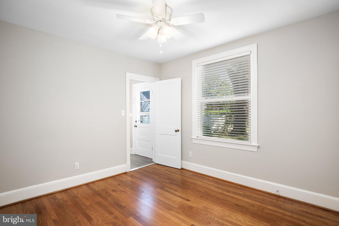 1213 STAFFORD AVE, FREDERICKSBURG, Virginia 22401, 3 Bedrooms Bedrooms, 11 Rooms Rooms,2 BathroomsBathrooms,Residential,For sale,1213 STAFFORD AVE,VAFB2009654 MLS # VAFB2009654