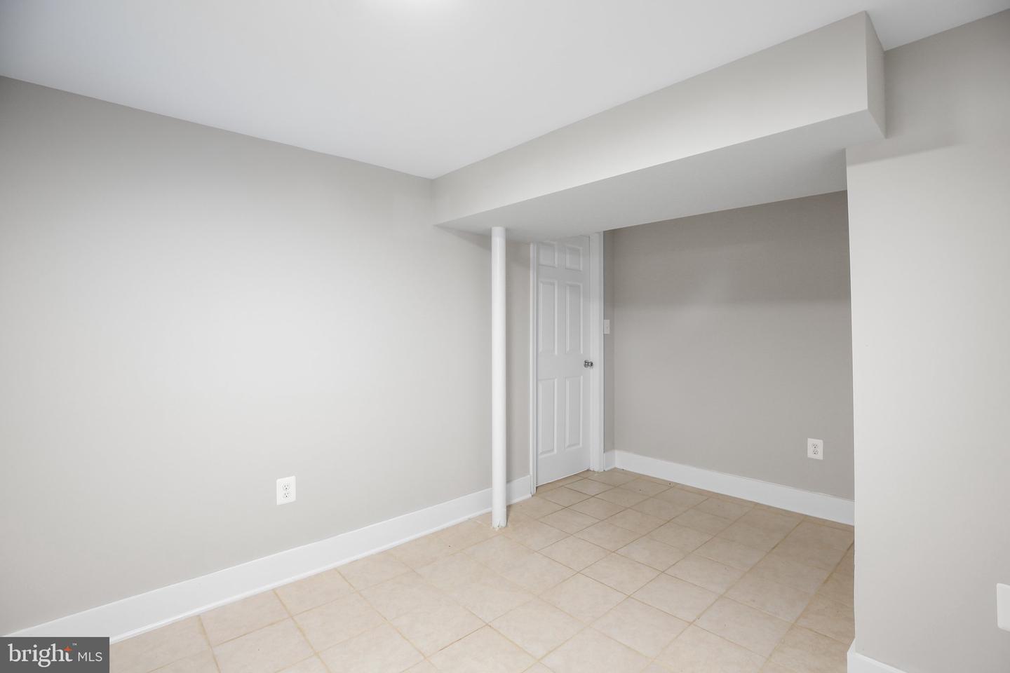 1213 STAFFORD AVE, FREDERICKSBURG, Virginia 22401, 3 Bedrooms Bedrooms, 11 Rooms Rooms,2 BathroomsBathrooms,Residential,For sale,1213 STAFFORD AVE,VAFB2009654 MLS # VAFB2009654