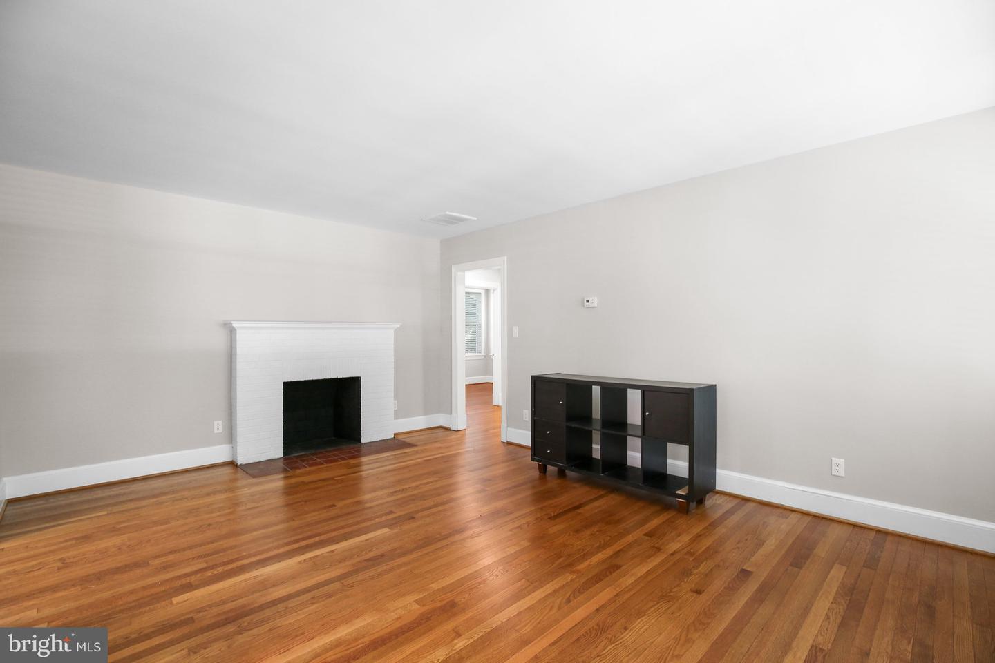 1213 STAFFORD AVE, FREDERICKSBURG, Virginia 22401, 3 Bedrooms Bedrooms, 11 Rooms Rooms,2 BathroomsBathrooms,Residential,For sale,1213 STAFFORD AVE,VAFB2009654 MLS # VAFB2009654