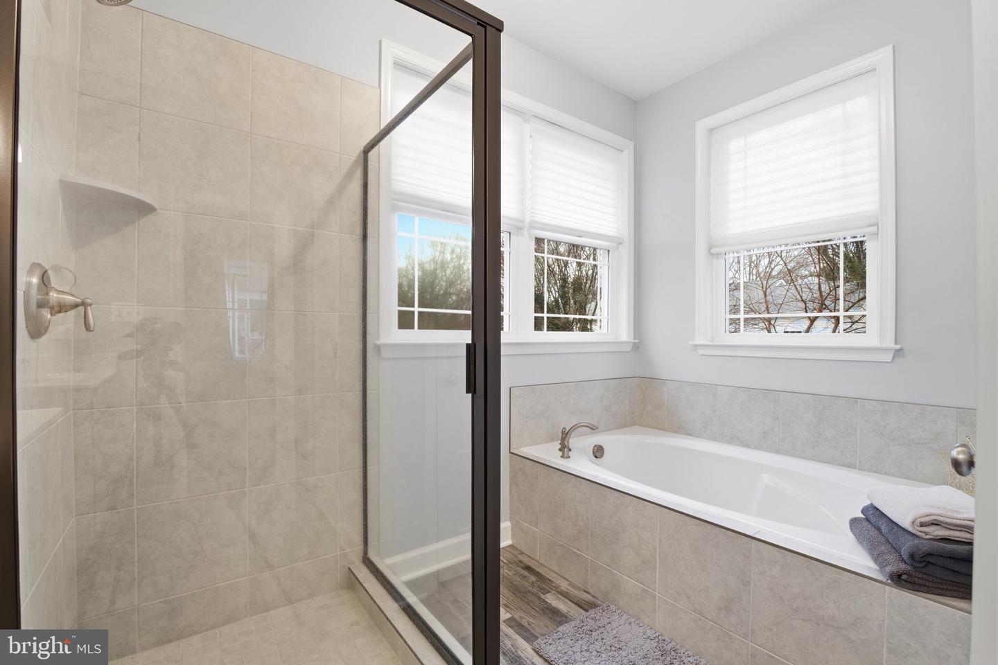 126 4TH STREET, COLONIAL BEACH, Virginia 22443, 4 Bedrooms Bedrooms, ,2 BathroomsBathrooms,Residential,For sale,126 4TH STREET,VAWE2010518 MLS # VAWE2010518