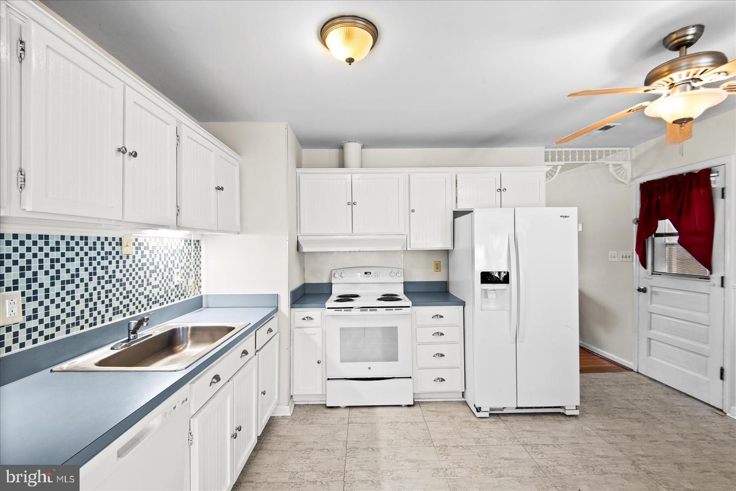 227 7TH ST, COLONIAL BEACH, Virginia 22443, 2 Bedrooms Bedrooms, ,1 BathroomBathrooms,Residential,For sale,227 7TH ST,VAWE2010522 MLS # VAWE2010522 227 7TH ST, COLONIAL BEACH, Virginia 22443, 2 Bedrooms Bedrooms, ,1 BathroomBathrooms,Residential,For sale,227 7TH ST,VAWE2010522 MLS # VAWE2010522