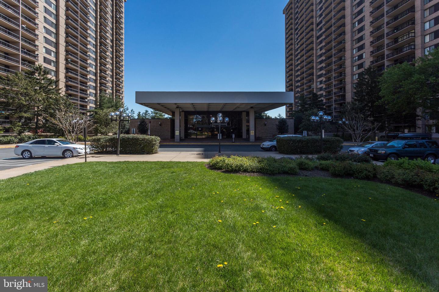 3701 S GEORGE MASON DR #2318N, FALLS CHURCH, Virginia 22041, 1 Bedroom Bedrooms, 2 Rooms Rooms,1 BathroomBathrooms,Residential,For sale,3701 S GEORGE MASON DR #2318N,VAFX2291684 MLS # VAFX2291684