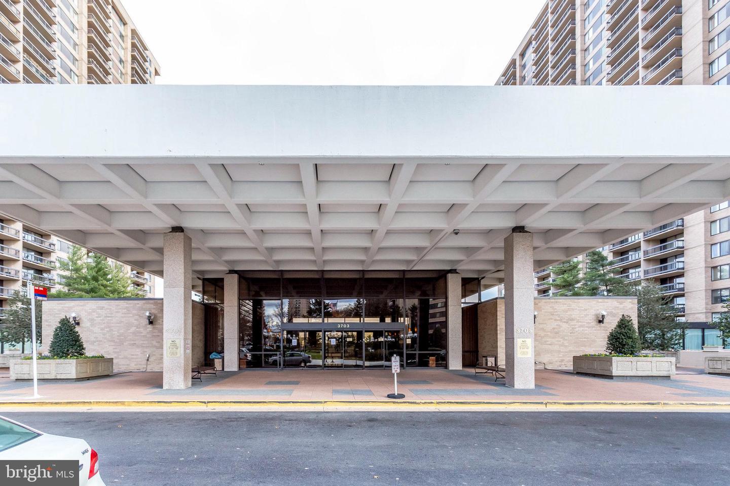 3701 S GEORGE MASON DR #2318N, FALLS CHURCH, Virginia 22041, 1 Bedroom Bedrooms, 2 Rooms Rooms,1 BathroomBathrooms,Residential,For sale,3701 S GEORGE MASON DR #2318N,VAFX2291684 MLS # VAFX2291684