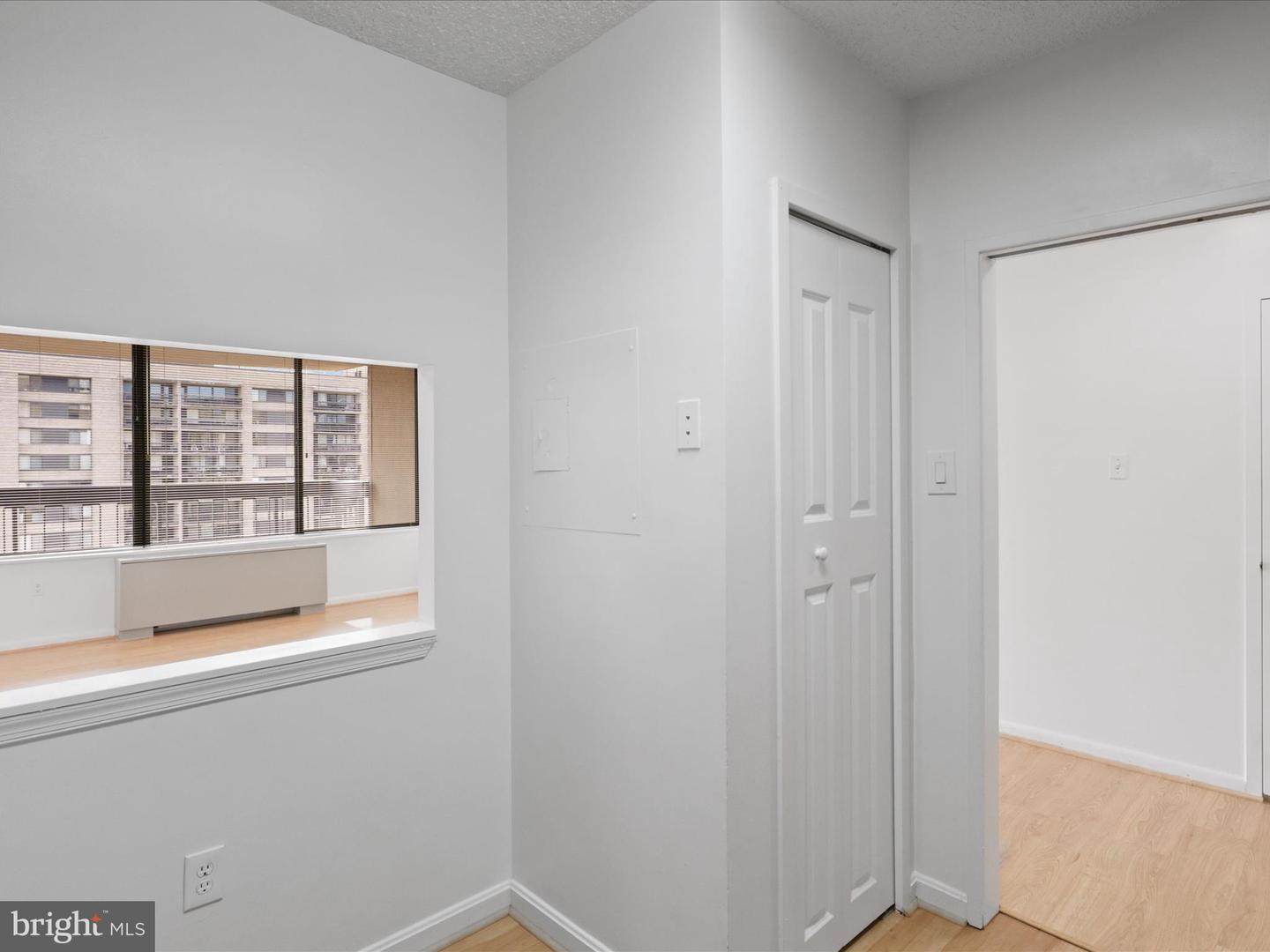 3701 S GEORGE MASON DR #2318N, FALLS CHURCH, Virginia 22041, 1 Bedroom Bedrooms, 2 Rooms Rooms,1 BathroomBathrooms,Residential,For sale,3701 S GEORGE MASON DR #2318N,VAFX2291684 MLS # VAFX2291684