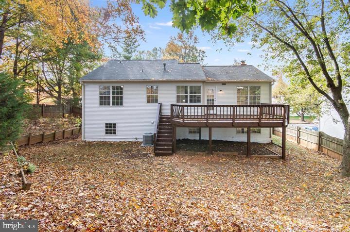 5316 SENTRY LN, WOODBRIDGE, Virginia 22193, 4 Bedrooms Bedrooms, 7 Rooms Rooms,3 BathroomsBathrooms,Residential,For sale,5316 SENTRY LN,VAPW2112844 MLS # VAPW2112844