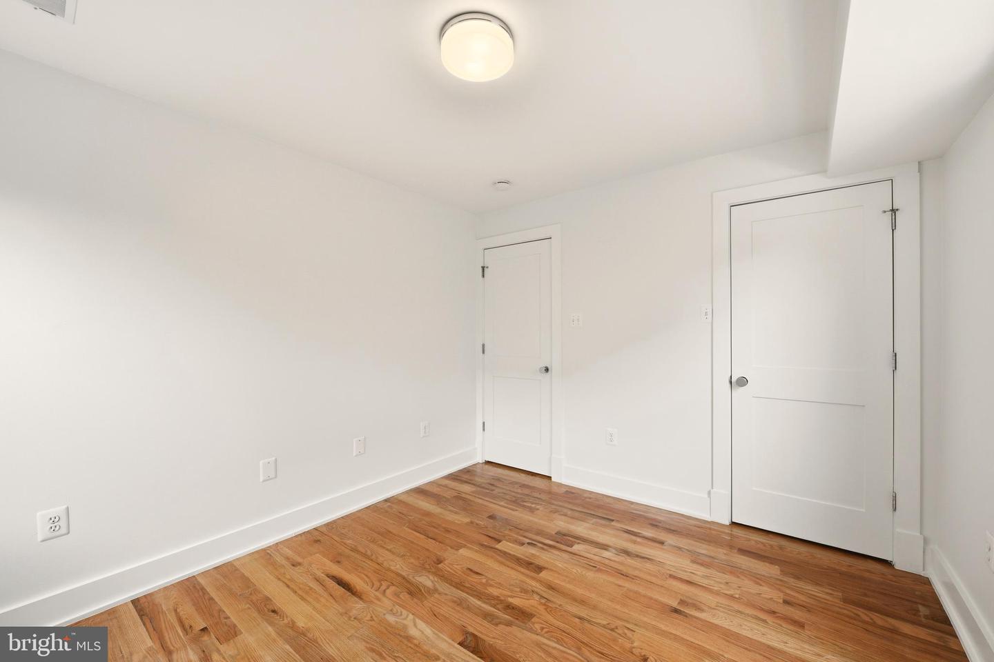 626 INDEPENDENCE AVE SE #103, WASHINGTON, District Of Columbia 20003, 2 Bedrooms Bedrooms, 3 Rooms Rooms,1 BathroomBathrooms,Residential,For sale,626 INDEPENDENCE AVE SE #103,DCDC2247060 MLS # DCDC2247060