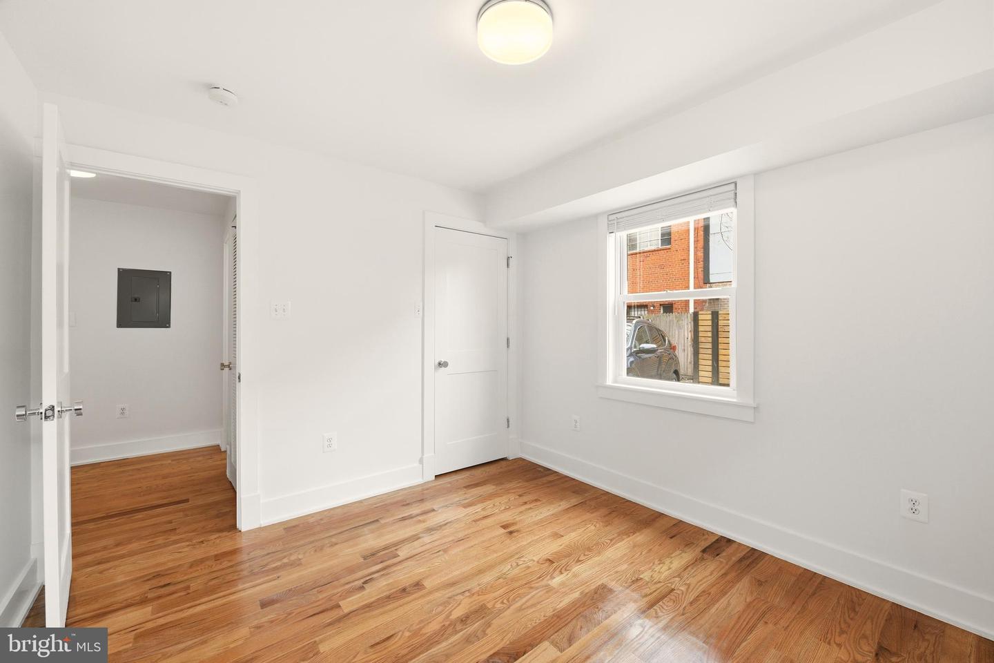 626 INDEPENDENCE AVE SE #103, WASHINGTON, District Of Columbia 20003, 2 Bedrooms Bedrooms, 3 Rooms Rooms,1 BathroomBathrooms,Residential,For sale,626 INDEPENDENCE AVE SE #103,DCDC2247060 MLS # DCDC2247060