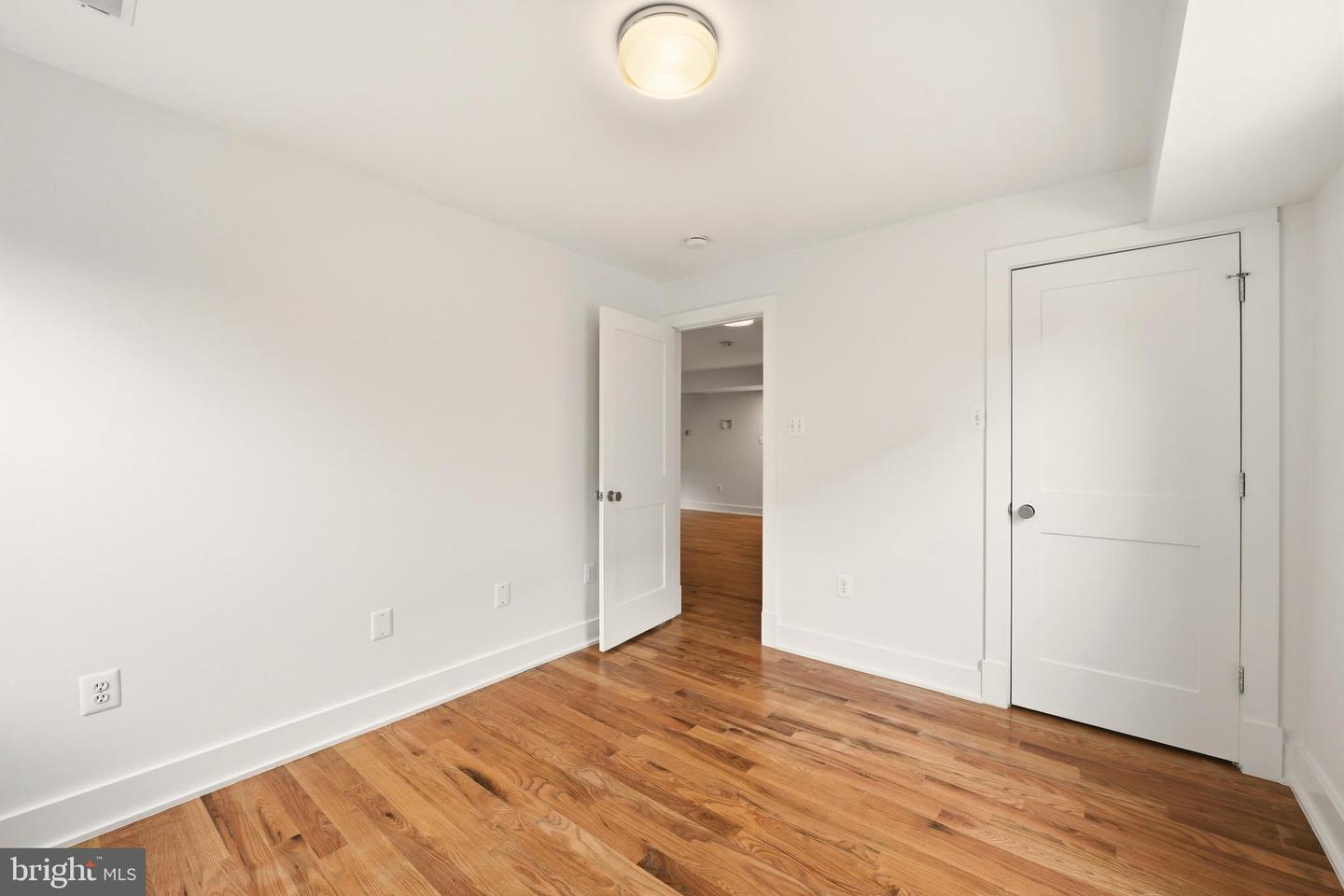 626 INDEPENDENCE AVE SE #103, WASHINGTON, District Of Columbia 20003, 2 Bedrooms Bedrooms, 3 Rooms Rooms,1 BathroomBathrooms,Residential,For sale,626 INDEPENDENCE AVE SE #103,DCDC2247060 MLS # DCDC2247060
