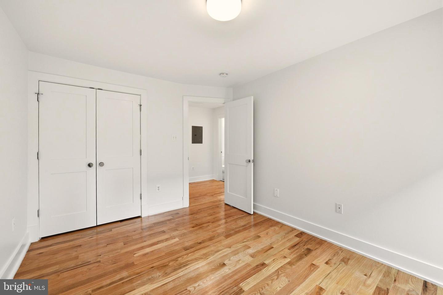 626 INDEPENDENCE AVE SE #103, WASHINGTON, District Of Columbia 20003, 2 Bedrooms Bedrooms, 3 Rooms Rooms,1 BathroomBathrooms,Residential,For sale,626 INDEPENDENCE AVE SE #103,DCDC2247060 MLS # DCDC2247060