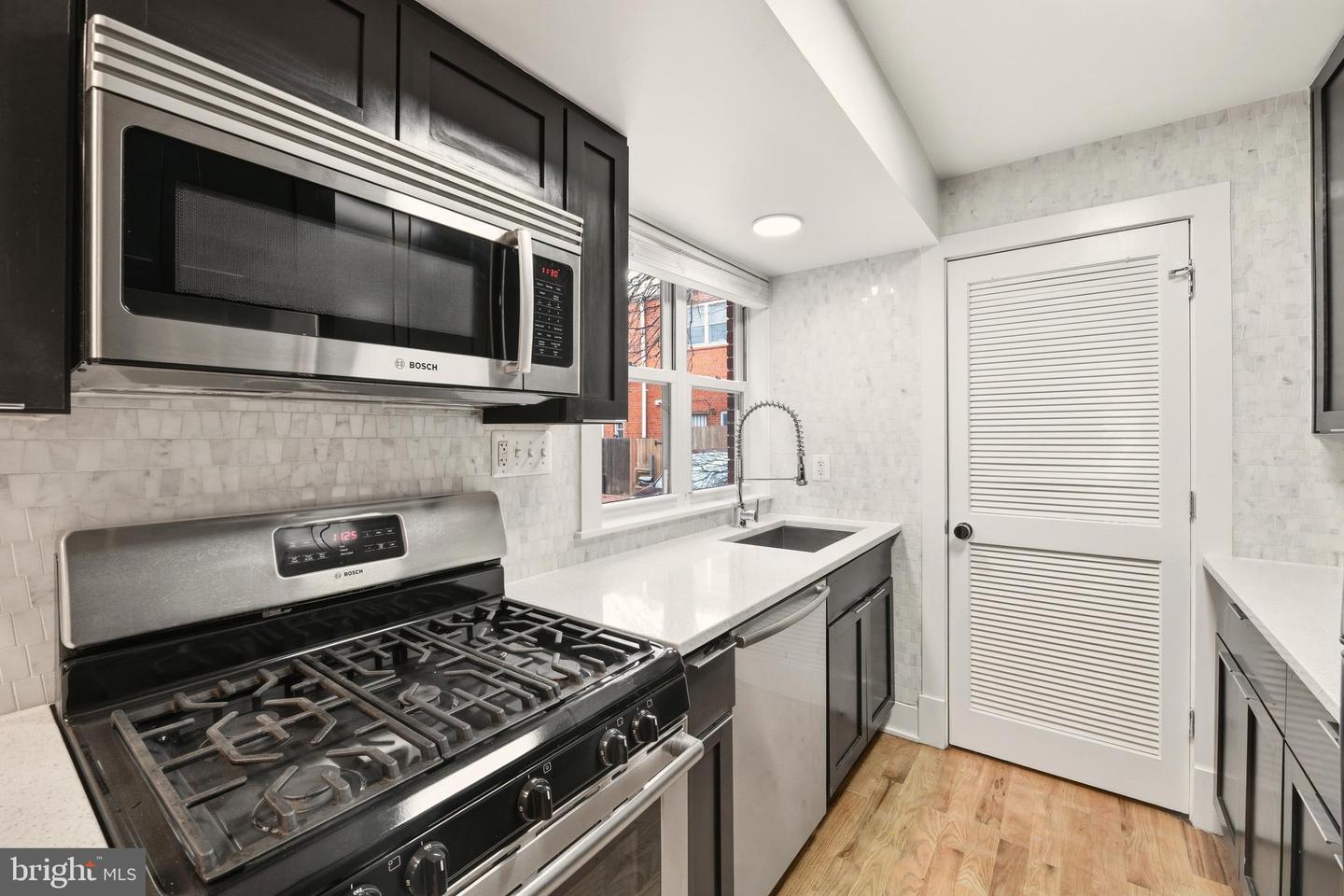 626 INDEPENDENCE AVE SE #103, WASHINGTON, District Of Columbia 20003, 2 Bedrooms Bedrooms, 3 Rooms Rooms,1 BathroomBathrooms,Residential,For sale,626 INDEPENDENCE AVE SE #103,DCDC2247060 MLS # DCDC2247060