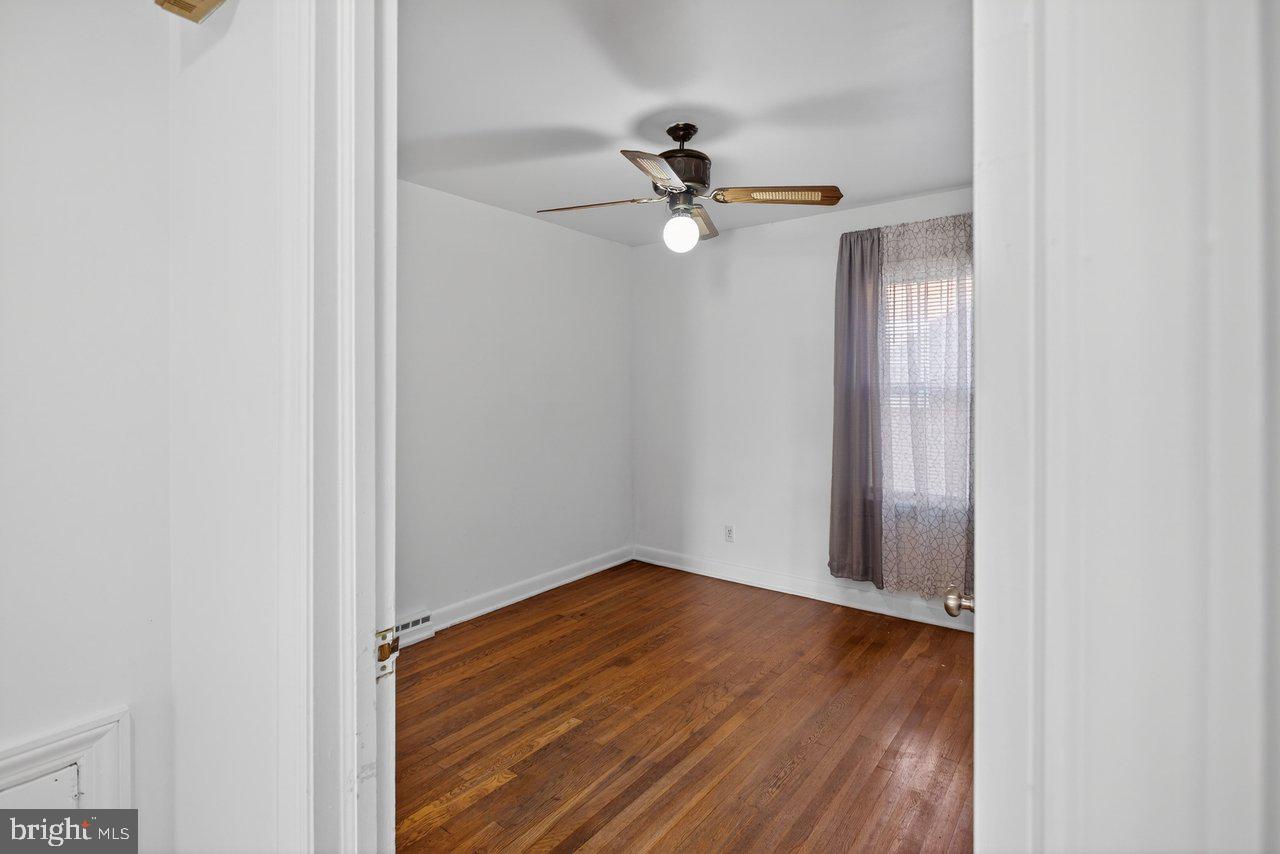 913 SPOTSWOOD DR, HARRISONBURG, Virginia 22802, 3 Bedrooms Bedrooms, ,1 BathroomBathrooms,Residential,For sale,913 SPOTSWOOD DR,VAHC2000556 MLS # VAHC2000556 913 SPOTSWOOD DR, HARRISONBURG, Virginia 22802, 3 Bedrooms Bedrooms, ,1 BathroomBathrooms,Residential,For sale,913 SPOTSWOOD DR,VAHC2000556 MLS # VAHC2000556