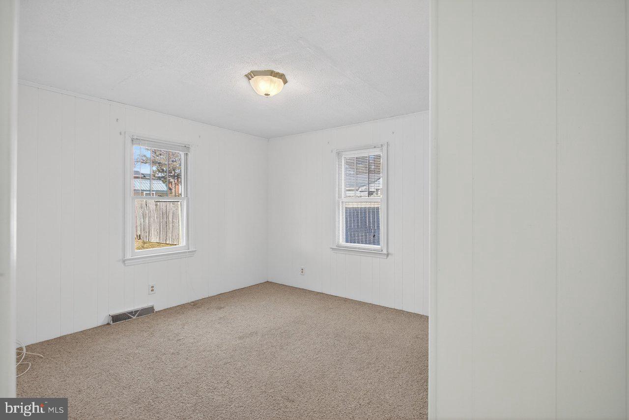 913 SPOTSWOOD DR, HARRISONBURG, Virginia 22802, 3 Bedrooms Bedrooms, ,1 BathroomBathrooms,Residential,For sale,913 SPOTSWOOD DR,VAHC2000556 MLS # VAHC2000556 913 SPOTSWOOD DR, HARRISONBURG, Virginia 22802, 3 Bedrooms Bedrooms, ,1 BathroomBathrooms,Residential,For sale,913 SPOTSWOOD DR,VAHC2000556 MLS # VAHC2000556