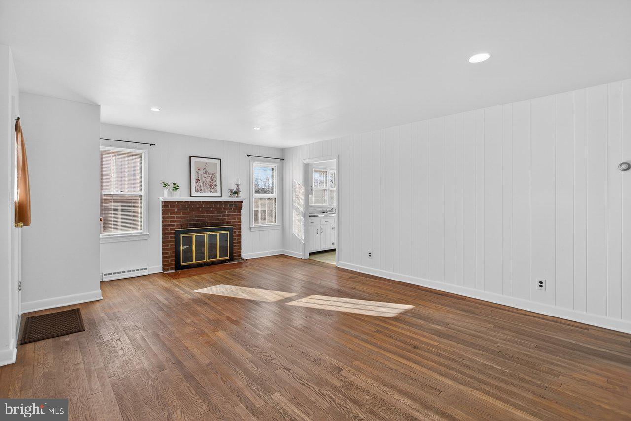 913 SPOTSWOOD DR, HARRISONBURG, Virginia 22802, 3 Bedrooms Bedrooms, ,1 BathroomBathrooms,Residential,For sale,913 SPOTSWOOD DR,VAHC2000556 MLS # VAHC2000556 913 SPOTSWOOD DR, HARRISONBURG, Virginia 22802, 3 Bedrooms Bedrooms, ,1 BathroomBathrooms,Residential,For sale,913 SPOTSWOOD DR,VAHC2000556 MLS # VAHC2000556