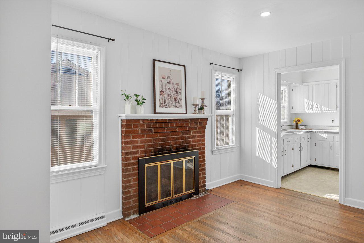 913 SPOTSWOOD DR, HARRISONBURG, Virginia 22802, 3 Bedrooms Bedrooms, ,1 BathroomBathrooms,Residential,For sale,913 SPOTSWOOD DR,VAHC2000556 MLS # VAHC2000556 913 SPOTSWOOD DR, HARRISONBURG, Virginia 22802, 3 Bedrooms Bedrooms, ,1 BathroomBathrooms,Residential,For sale,913 SPOTSWOOD DR,VAHC2000556 MLS # VAHC2000556