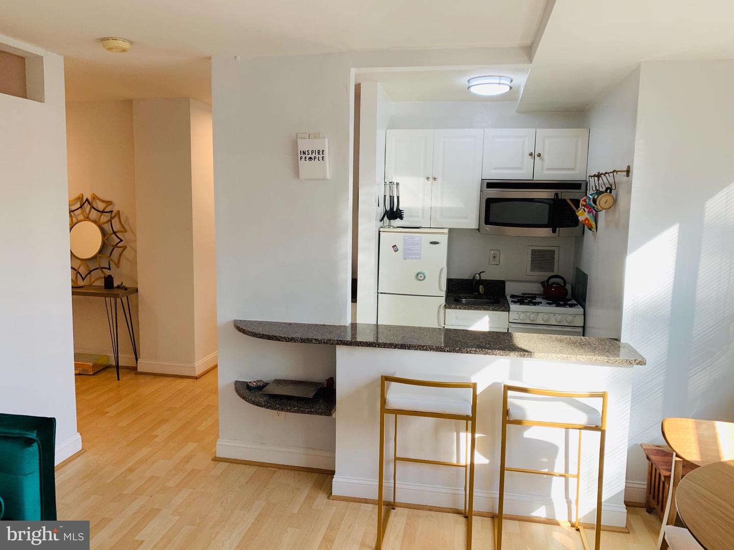 1111 ARLINGTON BLVD #213, ARLINGTON, Virginia 22209, 1 Bedroom Bedrooms, 4 Rooms Rooms,1 BathroomBathrooms,Residential,For sale,1111 ARLINGTON BLVD #213,VAAR2069170 MLS # VAAR2069170