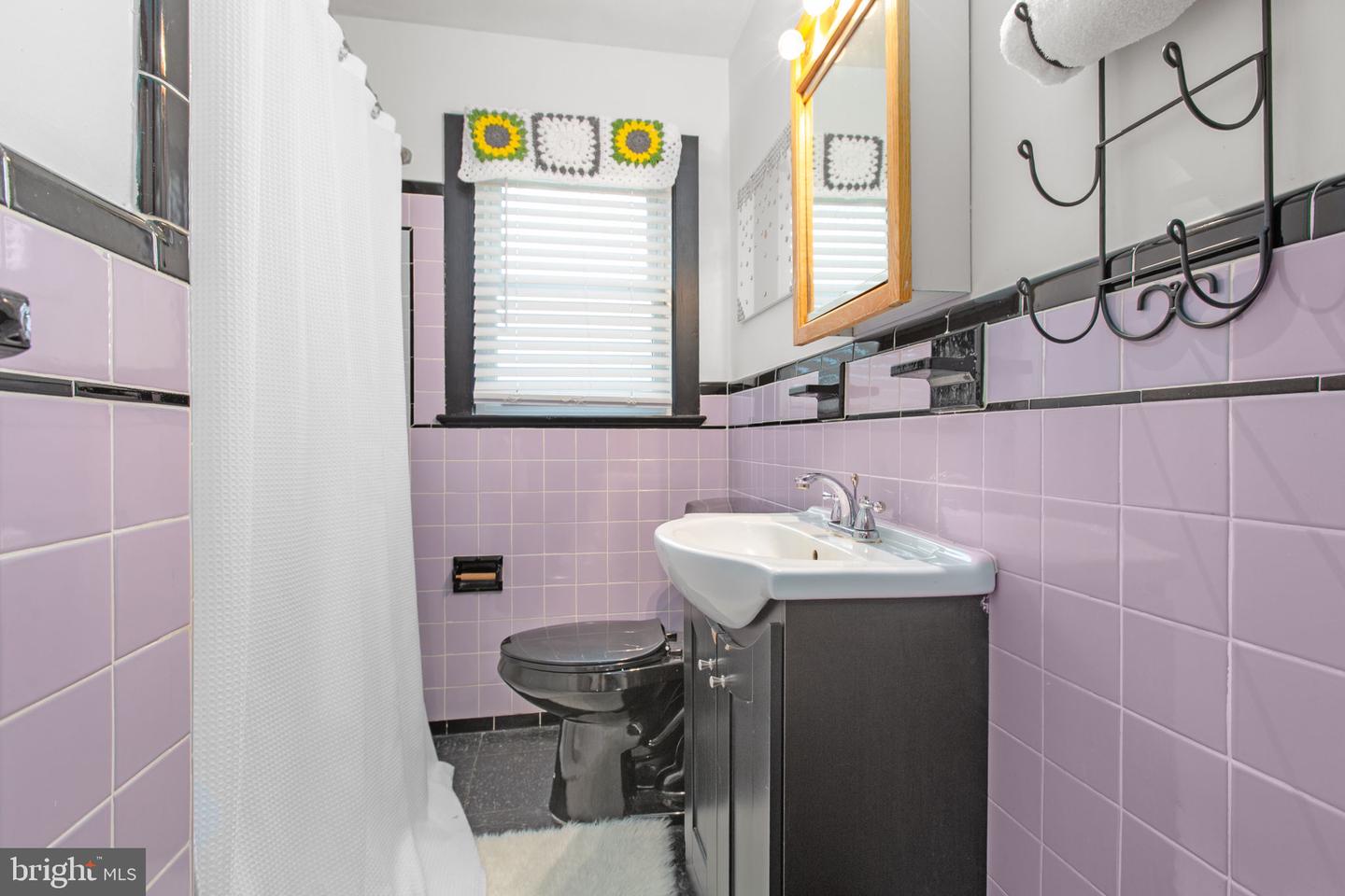 80 FERRY RD, FREDERICKSBURG, Virginia 22405, 3 Bedrooms Bedrooms, ,2 BathroomsBathrooms,Residential,For sale,80 FERRY RD,VAST2046424 MLS # VAST2046424