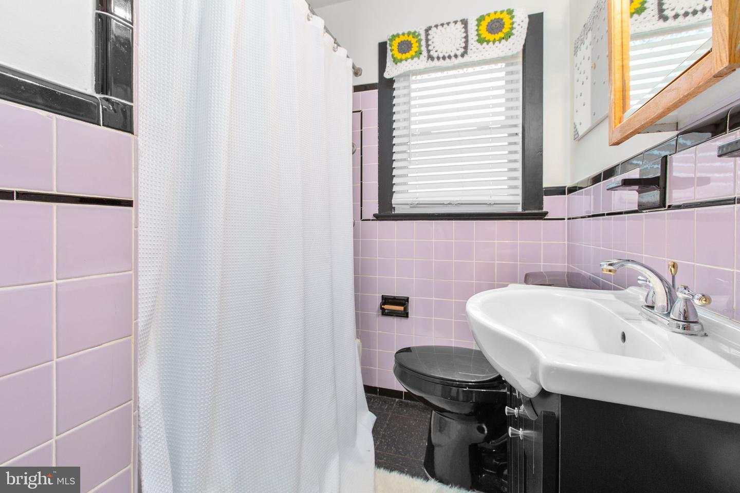 80 FERRY RD, FREDERICKSBURG, Virginia 22405, 3 Bedrooms Bedrooms, ,2 BathroomsBathrooms,Residential,For sale,80 FERRY RD,VAST2046424 MLS # VAST2046424