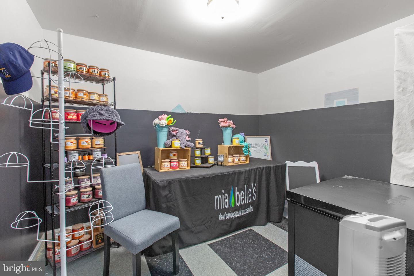 80 FERRY RD, FREDERICKSBURG, Virginia 22405, 3 Bedrooms Bedrooms, ,2 BathroomsBathrooms,Residential,For sale,80 FERRY RD,VAST2046424 MLS # VAST2046424