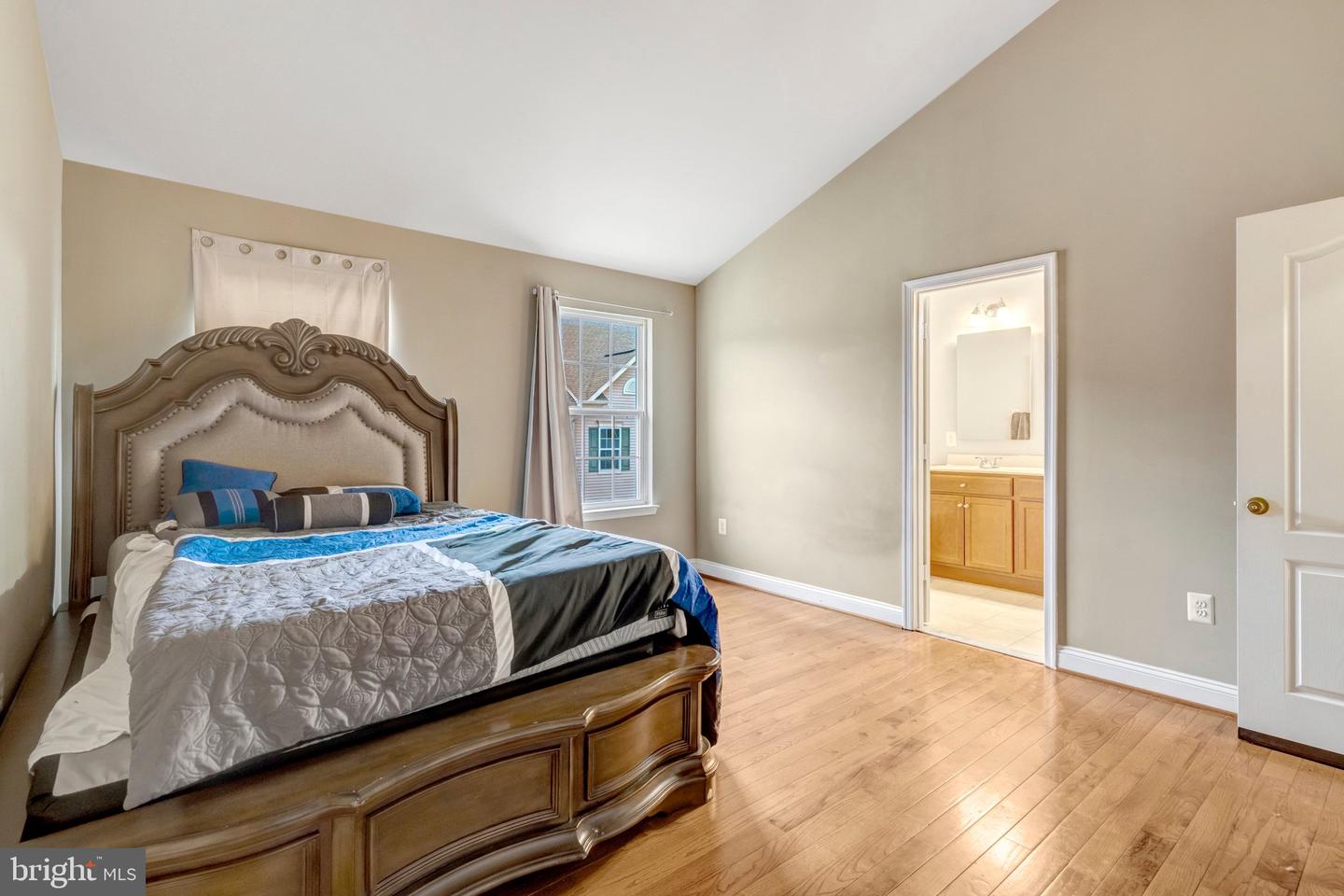 4302 POTOMAC HIGHLANDS CIR, TRIANGLE, Virginia 22172, 3 Bedrooms Bedrooms, ,2 BathroomsBathrooms,Residential,For sale,4302 POTOMAC HIGHLANDS CIR,VAPW2113216 MLS # VAPW2113216 4302 POTOMAC HIGHLANDS CIR, TRIANGLE, Virginia 22172, 3 Bedrooms Bedrooms, ,2 BathroomsBathrooms,Residential,For sale,4302 POTOMAC HIGHLANDS CIR,VAPW2113216 MLS # VAPW2113216