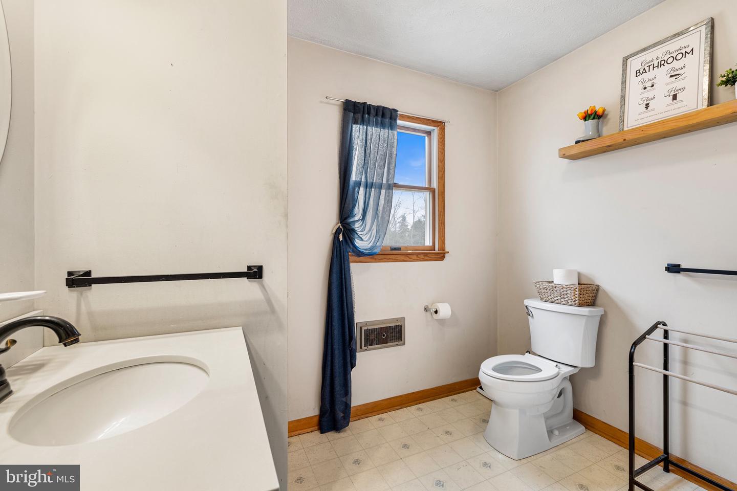 3360 SENEDO RD, QUICKSBURG, Virginia 22847, 4 Bedrooms Bedrooms, 7 Rooms Rooms,3 BathroomsBathrooms,Residential,For sale,3360 SENEDO RD,VASH2013678 MLS # VASH2013678 3360 SENEDO RD, QUICKSBURG, Virginia 22847, 4 Bedrooms Bedrooms, 7 Rooms Rooms,3 BathroomsBathrooms,Residential,For sale,3360 SENEDO RD,VASH2013678 MLS # VASH2013678